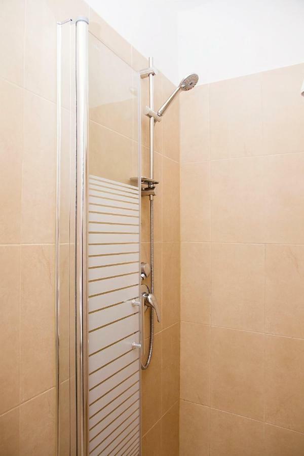 Apartments4You Etsel Bat Yam Exterior foto